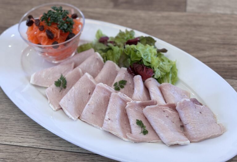 ジャンボンブランとキャロットラペのサラダ