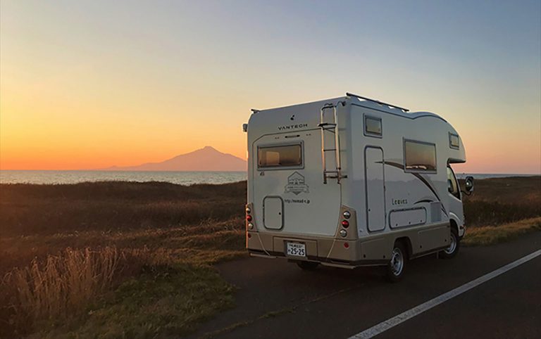 【コラボ企画】キャンピングカーで車中泊☆-CABIN-帯広の朝食とサウナ満喫