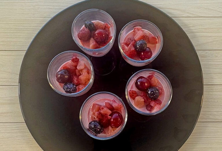 いちごムース（1月）