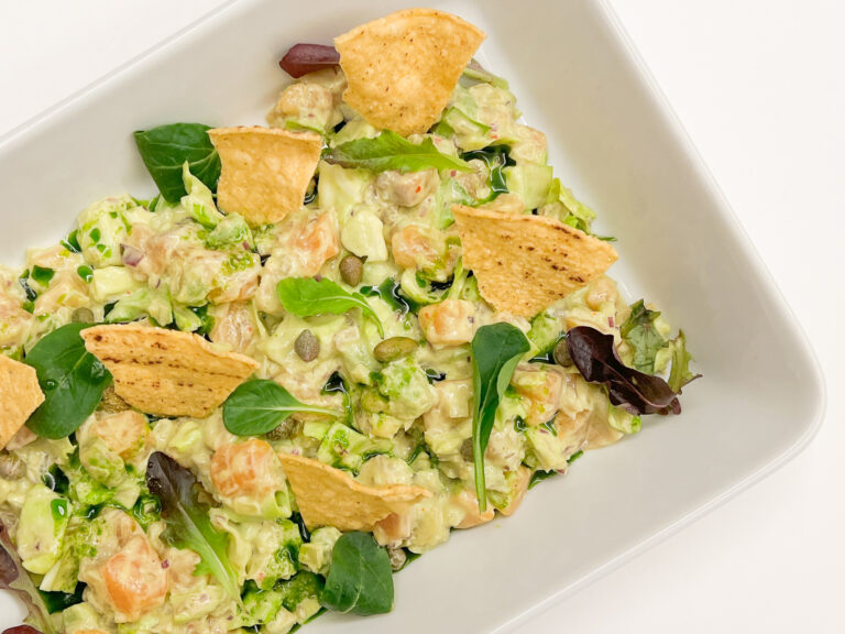 サーモンとアボカドの春彩マリネ