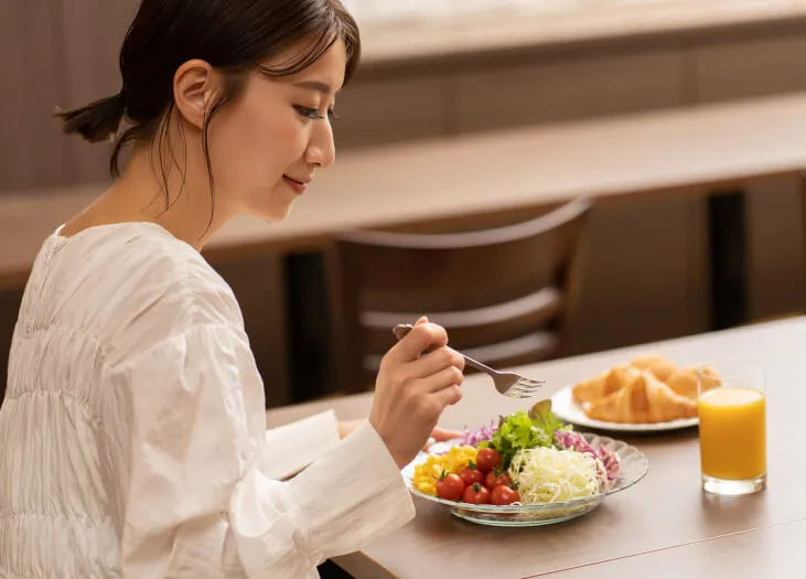 朝食