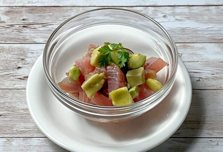 マグロの醤油ポキ