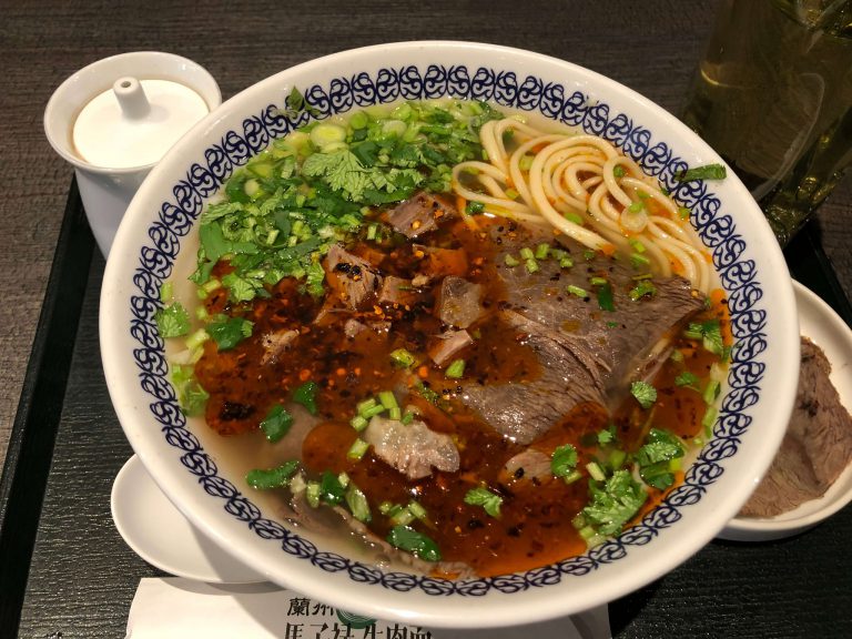 中国甘粛省の蘭州発祥「蘭州ラーメン」を味わう★馬子禄牛肉面　神保町店のご紹介