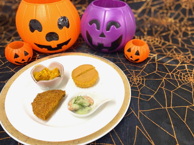 朝食のご案内（7周年記念メニューとハロウィン）