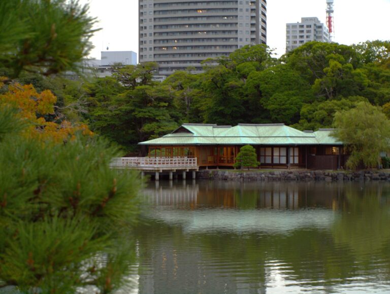 【浜離宮恩賜庭園/ Hamarikyu Gardens】