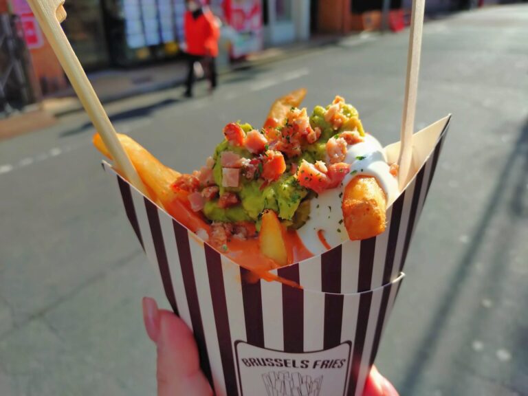 【周辺情報】冬の散策にぴったり。話題のフライドポテト専門店「ブリュッセルフライ」/”BRUSSELS FRIES” in Shinjuku